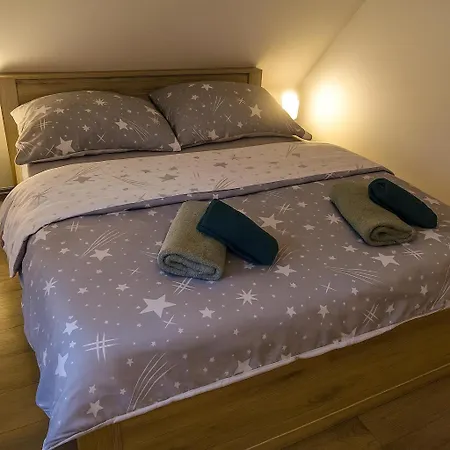 Zeleny Dom 43 Apartment